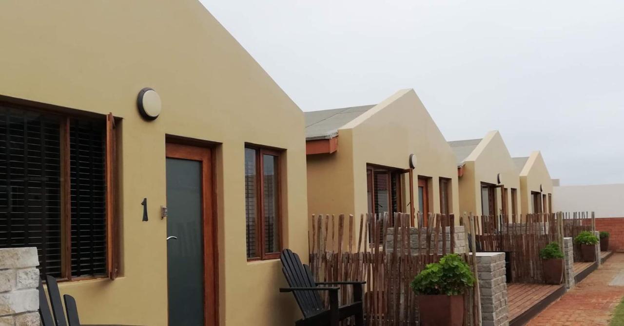 Walvis Bay Backpackers & Self-Catering Apartment Luaran gambar