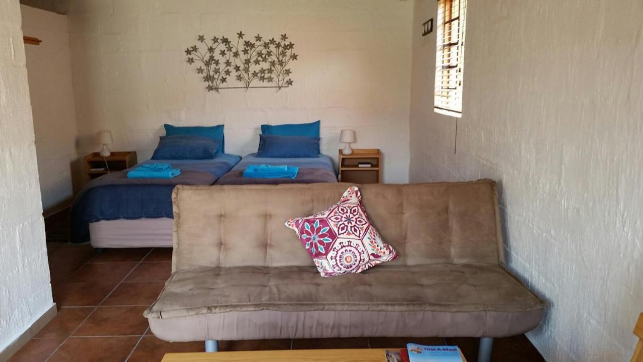 Walvis Bay Backpackers & Self-Catering Apartment Luaran gambar